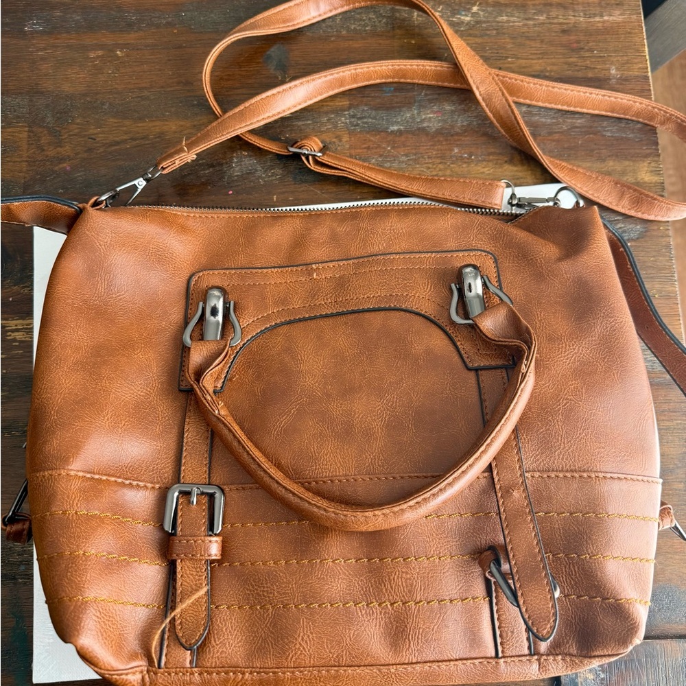 Elegant Brown Leather Handbag